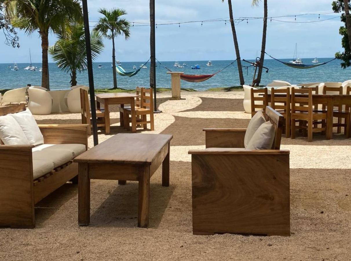 Cafe De Playa Beach Front Hotel Coco Exterior photo