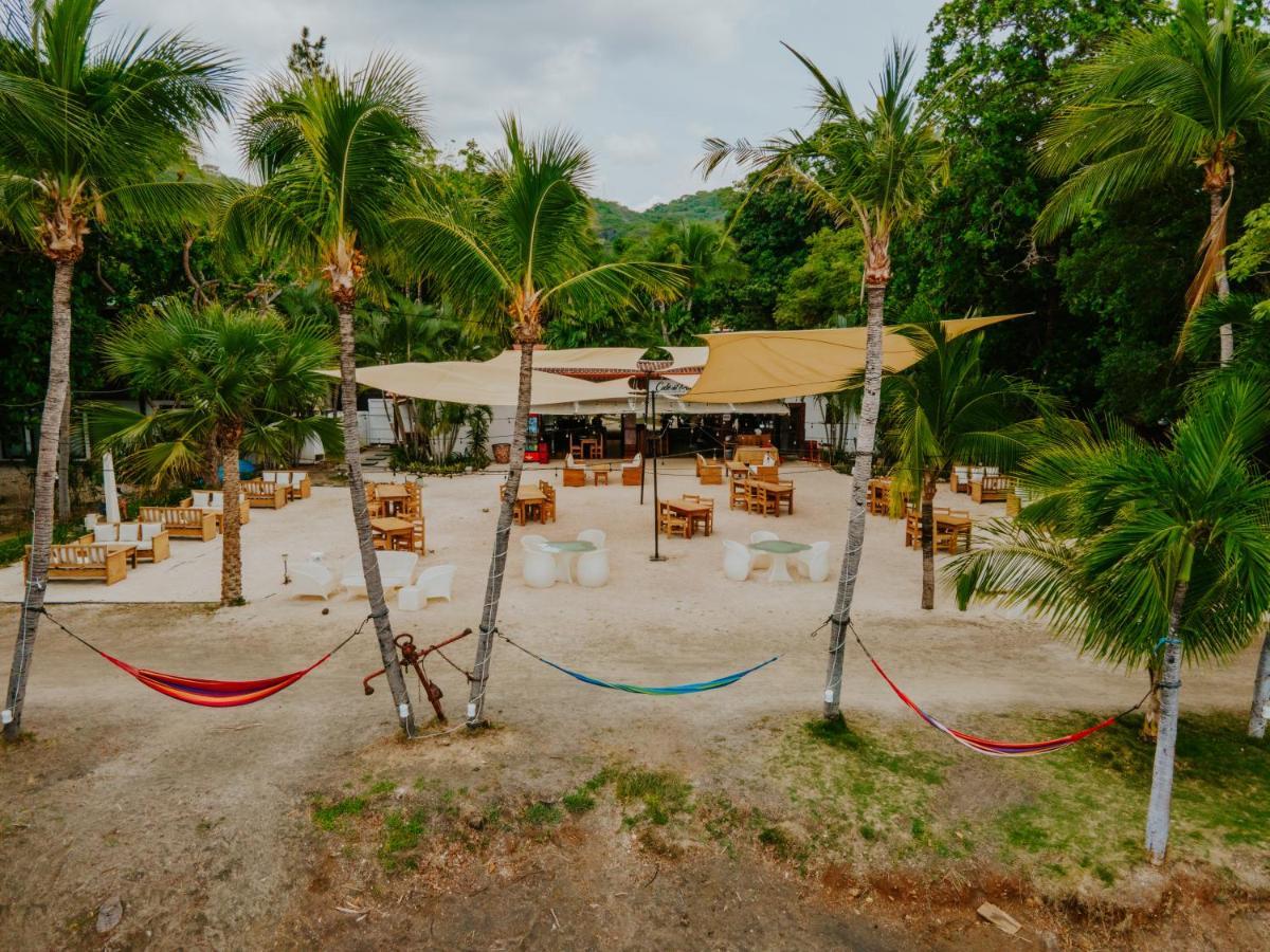Cafe De Playa Beach Front Hotel Coco Exterior photo
